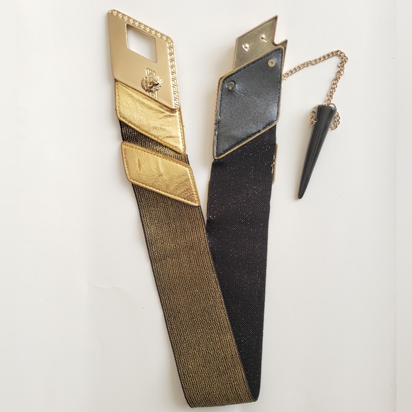 Elasticized Cinch Belt with Latch and Chain - Picture 7 of 16